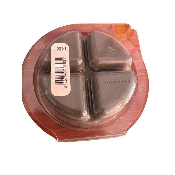 Bath & Body Works Fragrance Melts Mahogany Teakwood 0.97 Oz 27.5g New - Picture 3 of 3